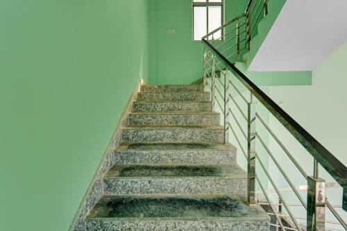 595184155.jpg