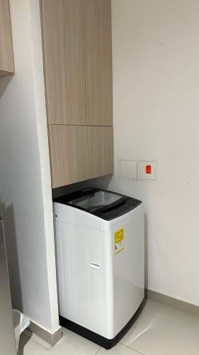 588074829.jpg