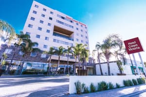 Hotel Crown Victoria