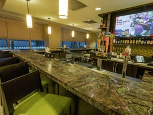 thumbnail: Bar (on property)