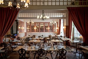 thumbnail: Restaurant