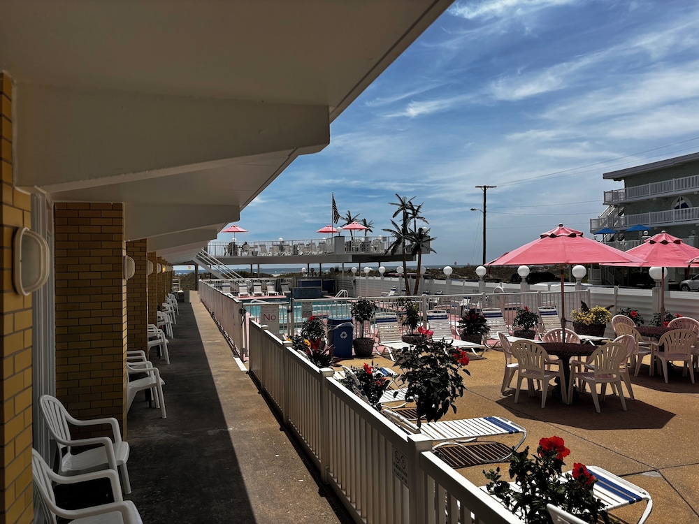 Beach/ocean view