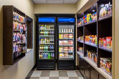 Dining,Dining Area,Restaurant,On-Site