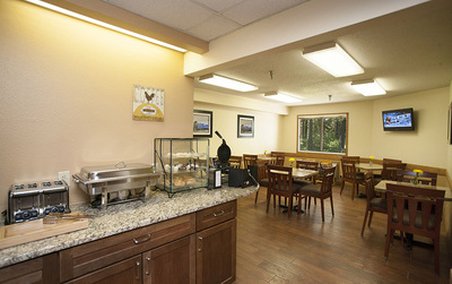 Standard Country Inn THWeb Photo Breakfast Area