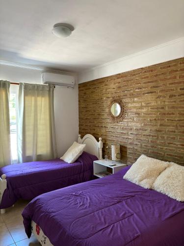 839101249.jpg