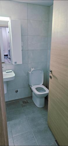 725719752.jpg