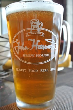 thumbnail: Bar (on property)