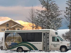 thumbnail: Airport shuttle