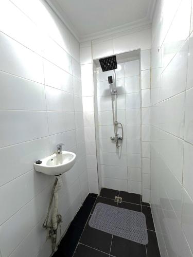 614678020.jpg