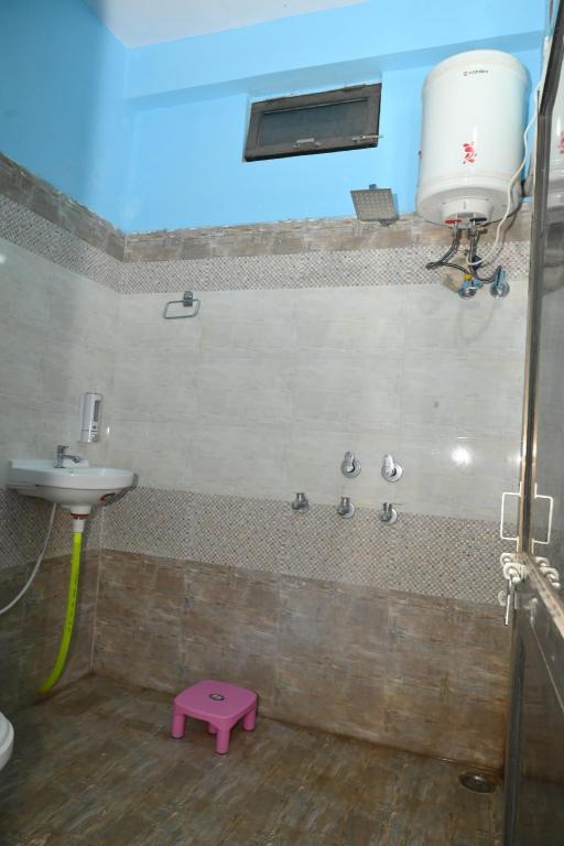 08601c837cf60e08233d399721cc52de.jpg