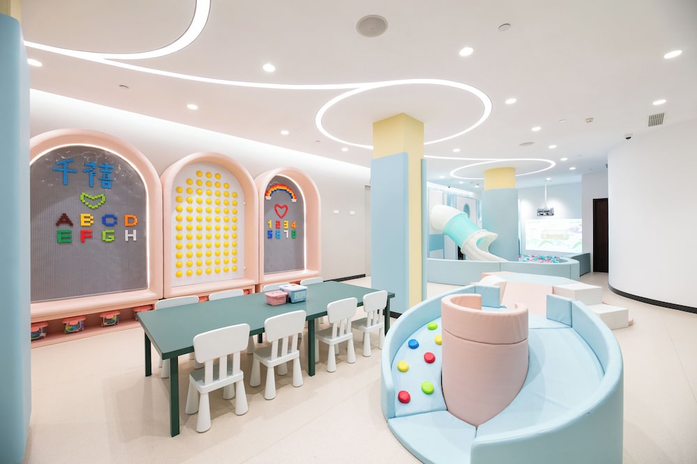 Children's play area - indoor