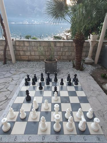669195122.jpg