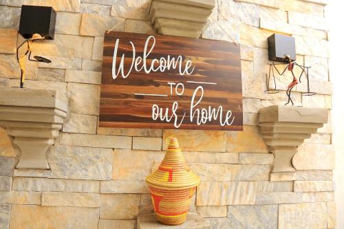 645847299.jpg