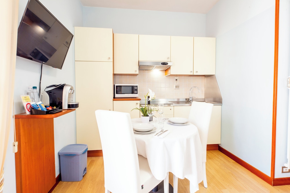 Private kitchenette
