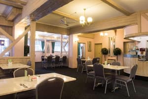 thumbnail: Restaurant