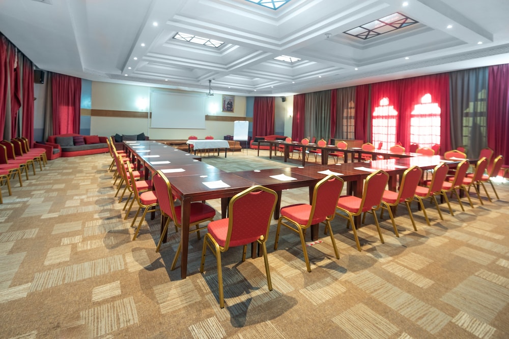 Meeting facility