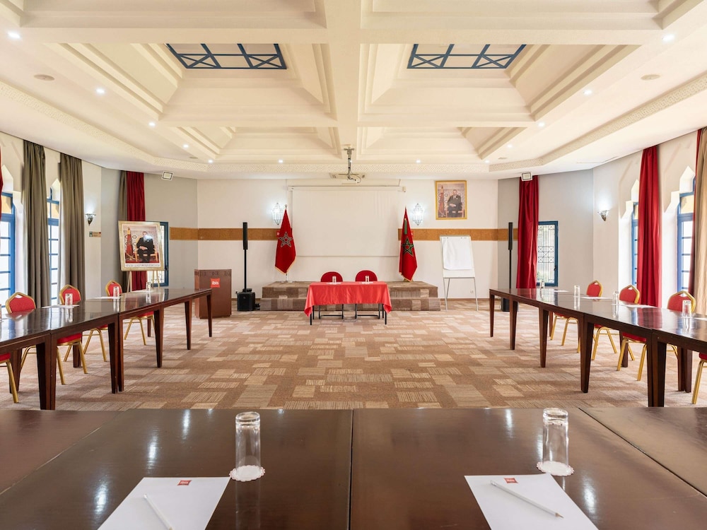 Meeting facility