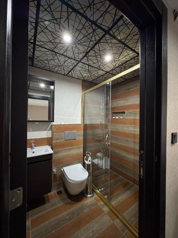 dbad74397fa18c12e65a81387b61829f.jpg