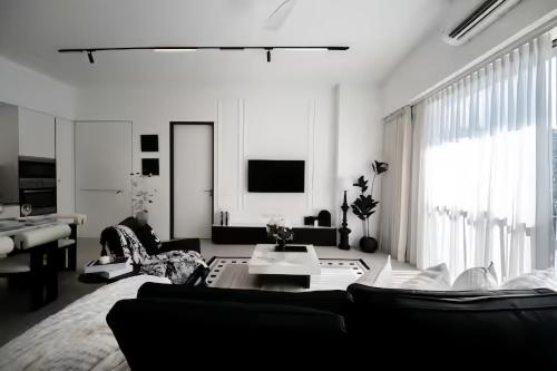 829074010.jpg