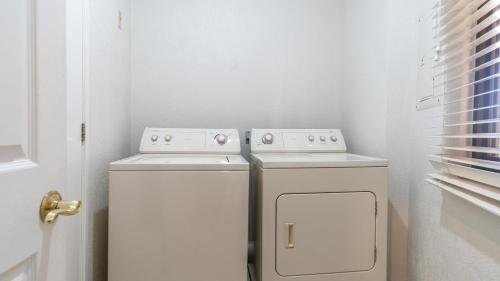 711321064.jpg