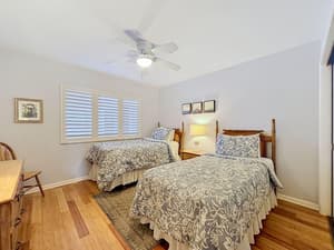 thumbnail: Interior