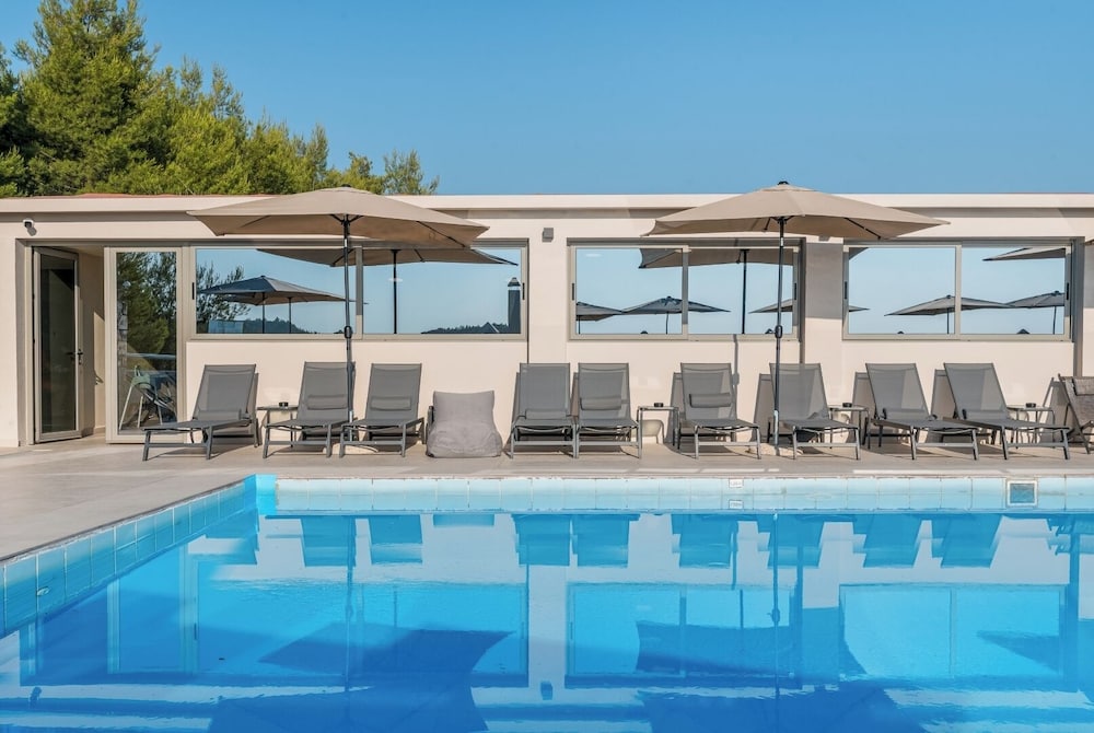 Sundeck