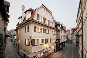 thumbnail: Exterior