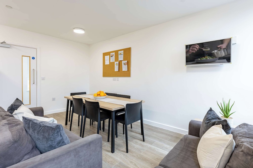 Shared kitchen facilities