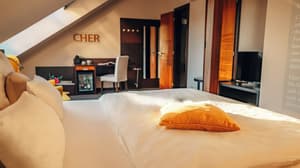 thumbnail: Room