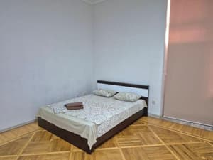 thumbnail: 770044458.jpg