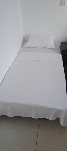 434280380.jpg