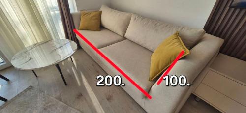 694805096.jpg