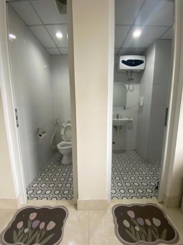 648406965.jpg