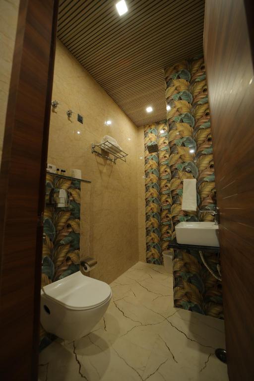 9d35a2be29c54b4730bd29b0ec6e51e5.jpg
