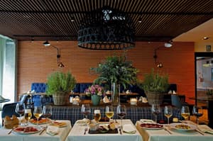 thumbnail: Restaurant