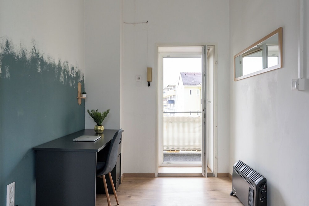 In-room business center