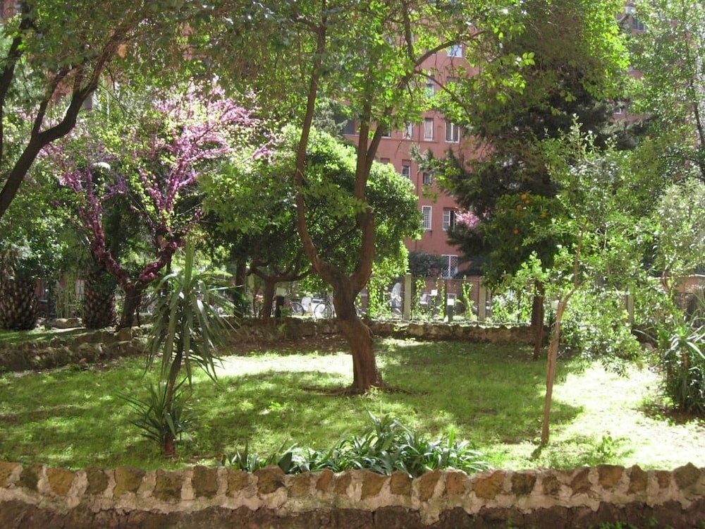 Primary image