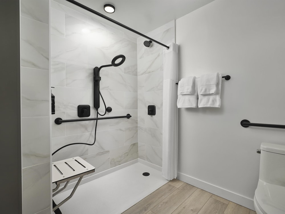 Bathroom shower