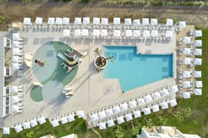 thumbnail: Pool