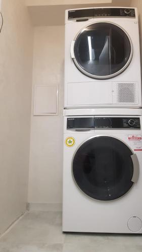 399929362.jpg