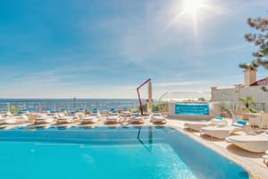 thumbnail: Sundeck
