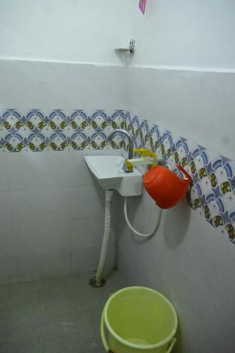693733223.jpg