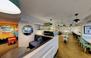thumbnail: Lobby sitting area