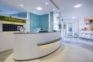 thumbnail: Reception