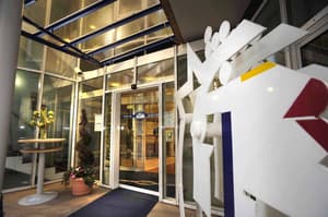 thumbnail: Property entrance