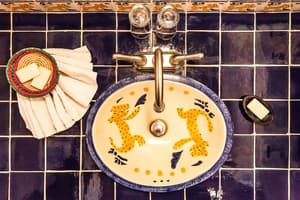 thumbnail: Bathroom sink