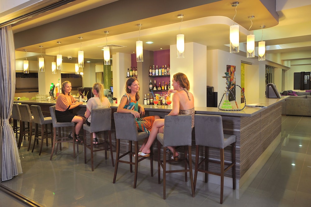 Restaurant-cafeteria