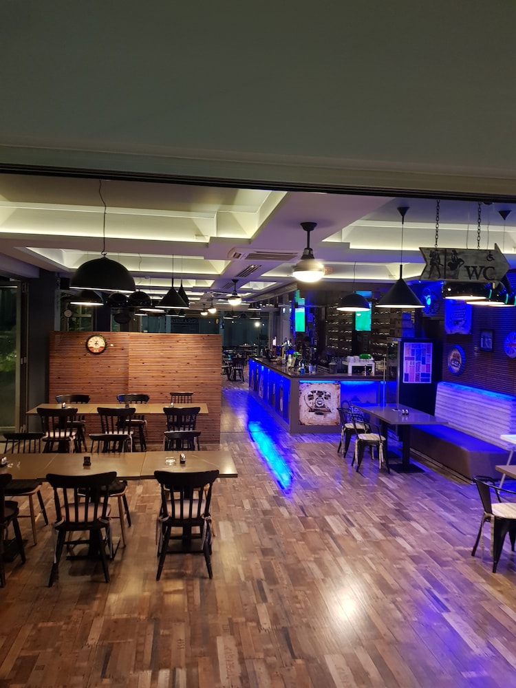 Restaurant-cafeteria