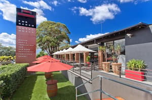 thumbnail: Bar (on property)