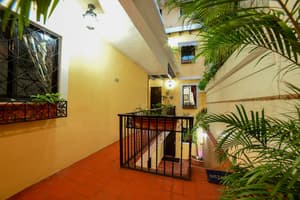 thumbnail: Interior